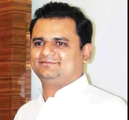 कुलाब्याचे आमदार राहुल नार्वेकर यांची विधानसभा अध्यक्षपदी निवड.