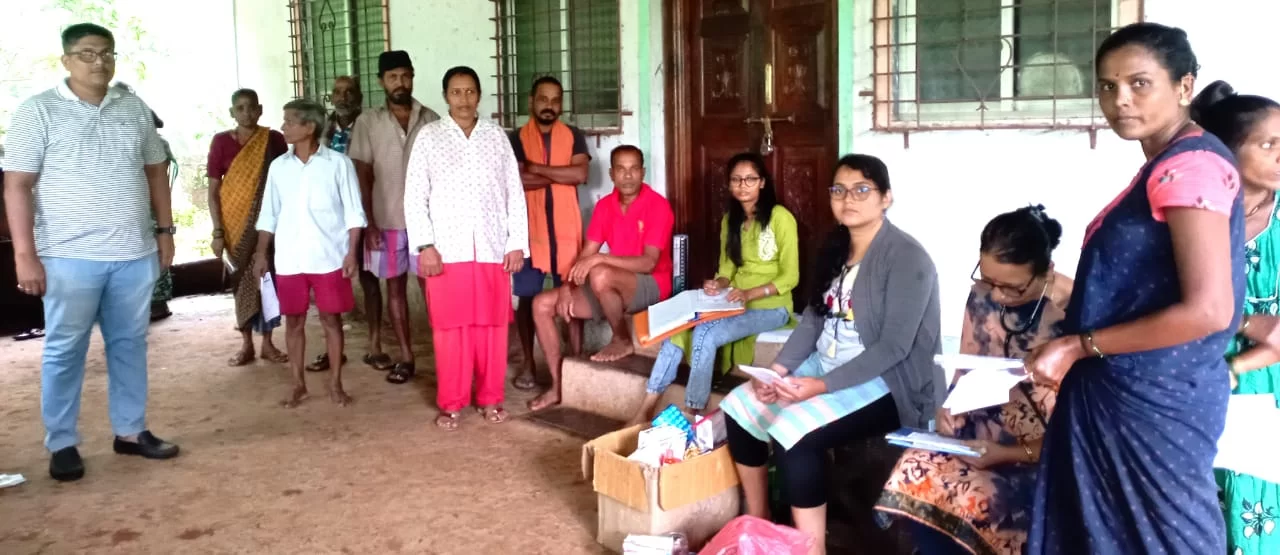 <em>राष्ट्रीय आरोग्य अभियान महाराष्ट्र संचलित नॅशनल मोबाईल मेडिकल युनिट तर्फे चाफेड गावठण येथे मोफत आरोग्य तपासणी आणि औषधोपचार…!</em>