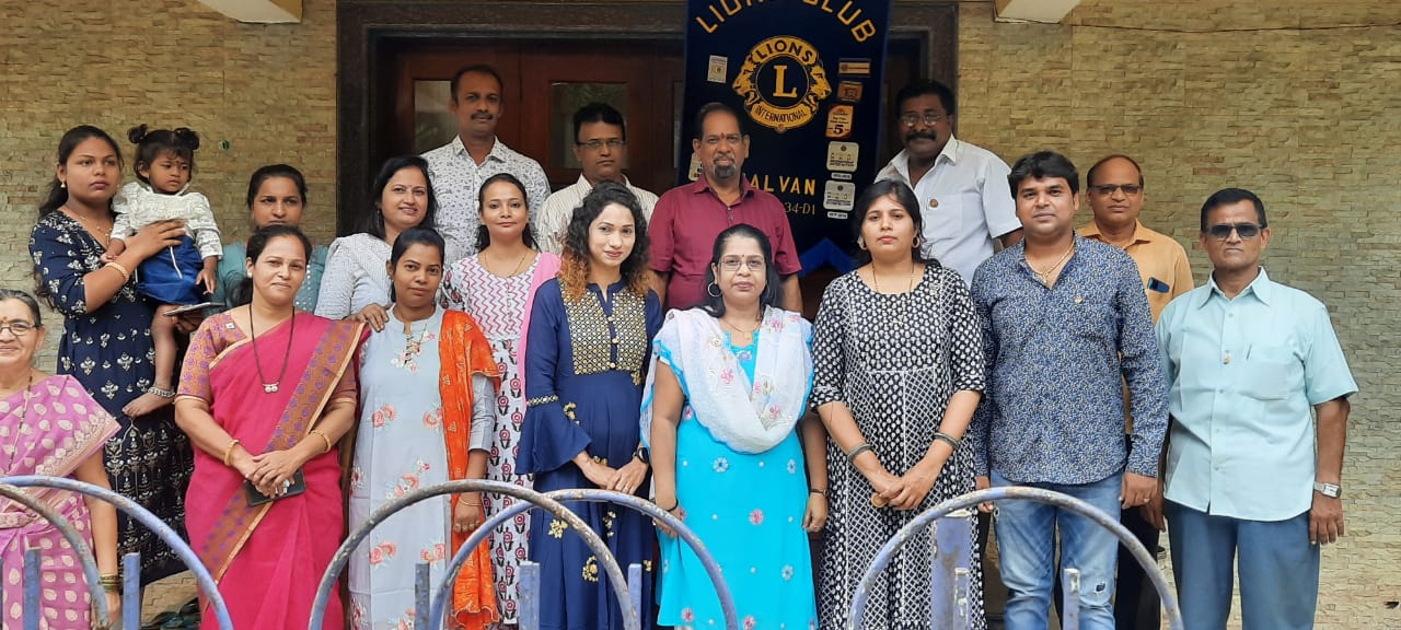 लायन्स क्लब ऑफ मालवणचा समूह राष्ट्रगान उपक्रमाला नियोजनबद्ध प्रतिसाद.