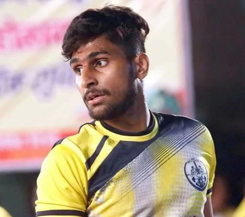 मसुरेचा हर्ष लाड पुणेरी पलटणचा डिफेण्डर..!