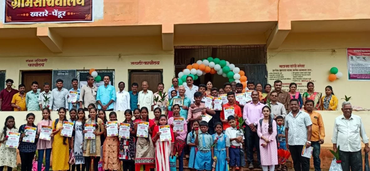 आजी माजी स्वातंत्र्य सैनिक, सर्व माजी सरपंच तसेच गुणवंत विद्यार्थ्यांचा सत्कार..!