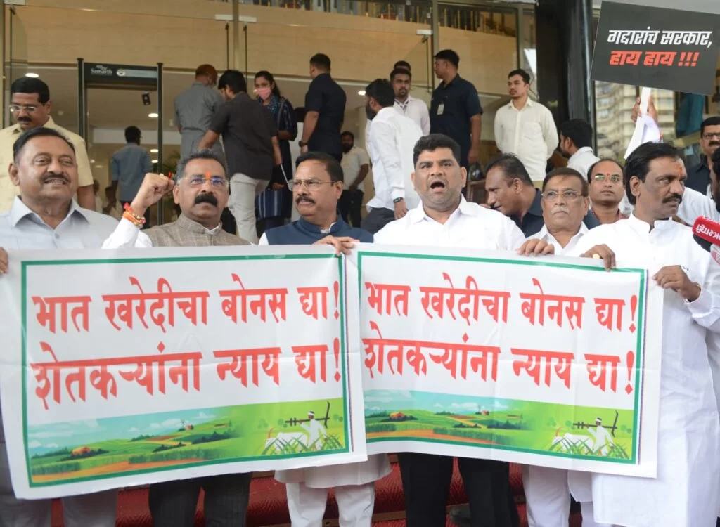 भाताला बोनसची रक्कम मिळण्याच्या मागणीसाठी आमदार वैभव नाईक आक्रमक..!