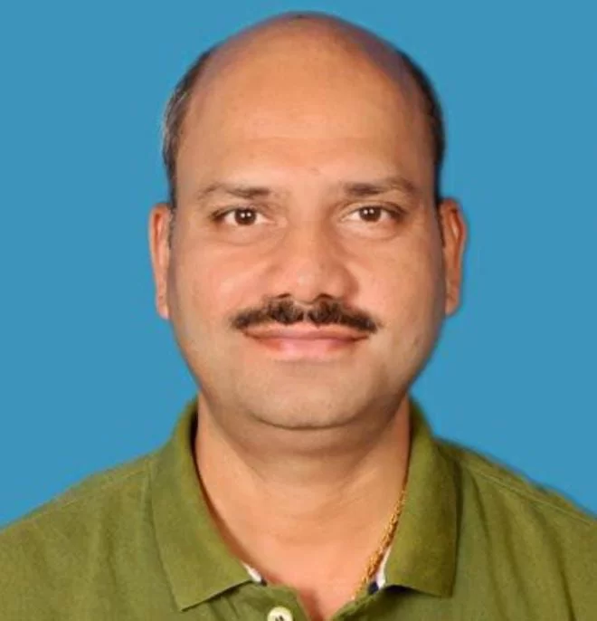 वैभववाडी रेल्वे स्टेशन मास्तर संजय शिंगाडे यांचे हृदयविकाराच्या धक्क्याने निधन..!