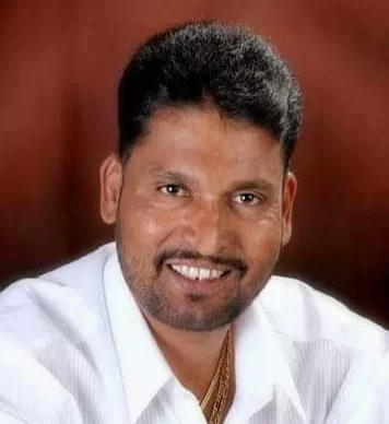 माजी खासदार निलेश राणे यांच्यासारखे दानशूर व दिलदार व्यक्तीमत्व जिल्ह्याच्या राजकारणात नाही : दत्ता सामंत.