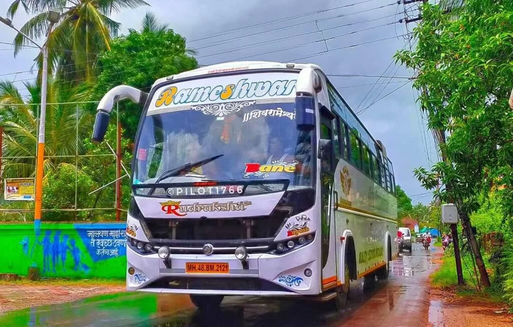ट्रॅव्हलगंगा आणि विमानाचा तलाव..! ( विशेष)