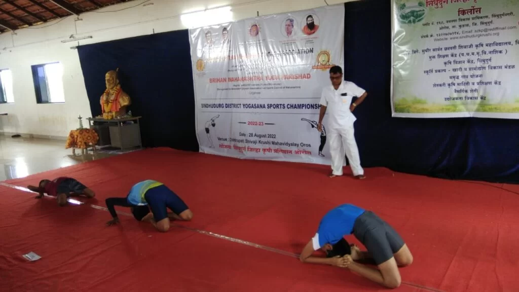 <em>ओरोस येथील जिल्हास्तरीय योगा स्पर्धेचा निकाल जाहीर…!</em>