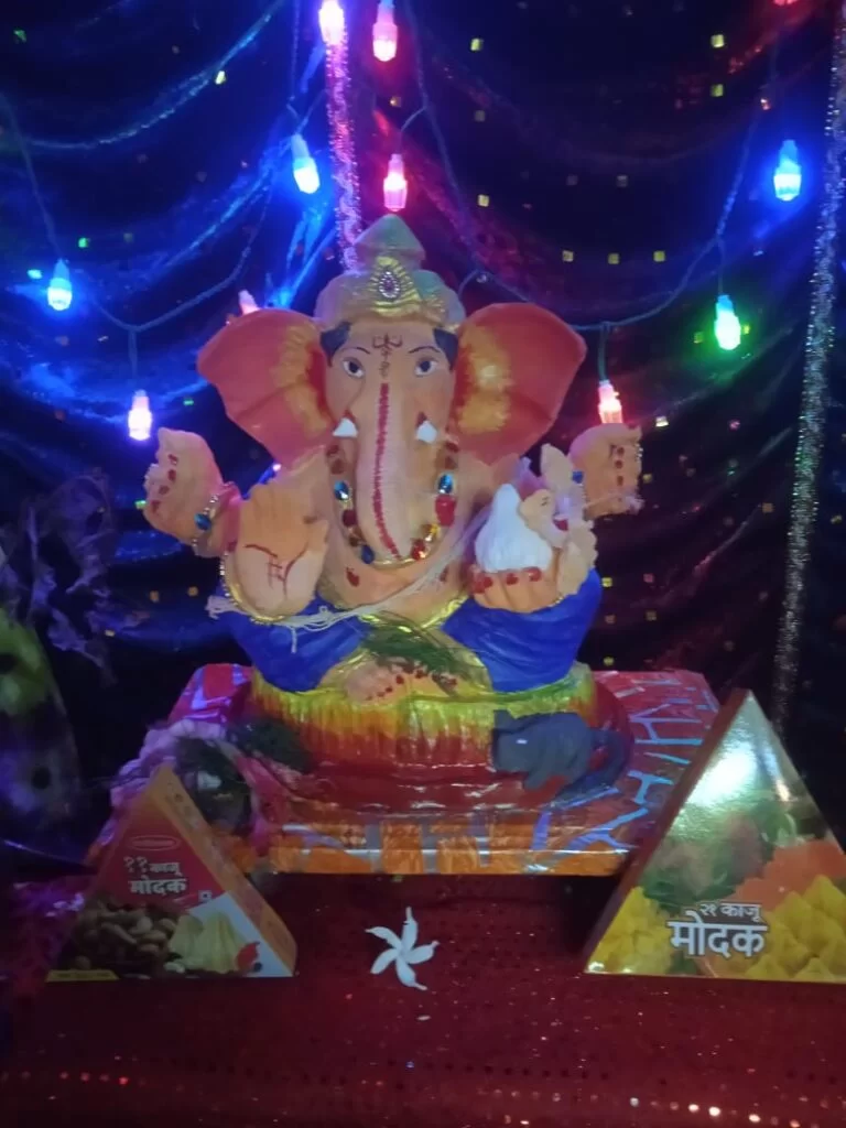 मालवणात 12 वर्षाच्या मुलाने साकारला 'त्याचा बाप्पा..!'