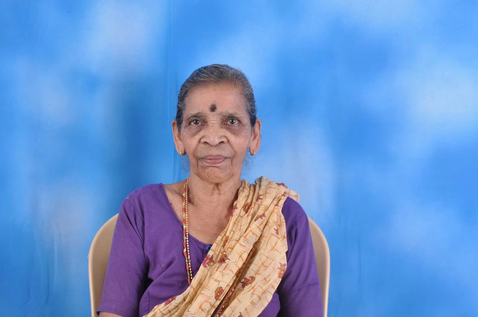 काळसे गांवच्या गोसावी वाडीतील श्रीमती वासंती वसंत गोसावी कालवश.