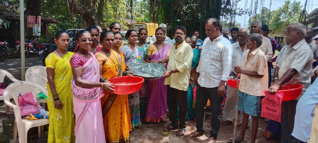 पंतप्रधान नरेंद्र मोदी यांच्या वाढदिवसानिमित्त मालवण तालुक्याच्या "सेवा पंधरावड्याची " माळगाव ग्रामपंचायत येथून विविध कार्यक्रमांनी सुरुवात.