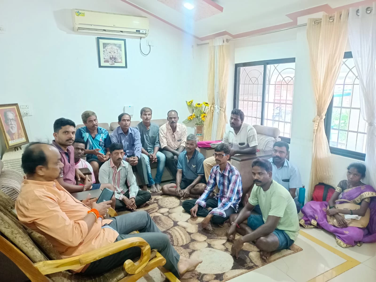 माजी नगराध्यक्ष महेश कांदळगावकर यांच्या पुढाकारानंतर पालिकेच्या सफाई कामगारांचे काम बंद आंदोलन स्थगित..!