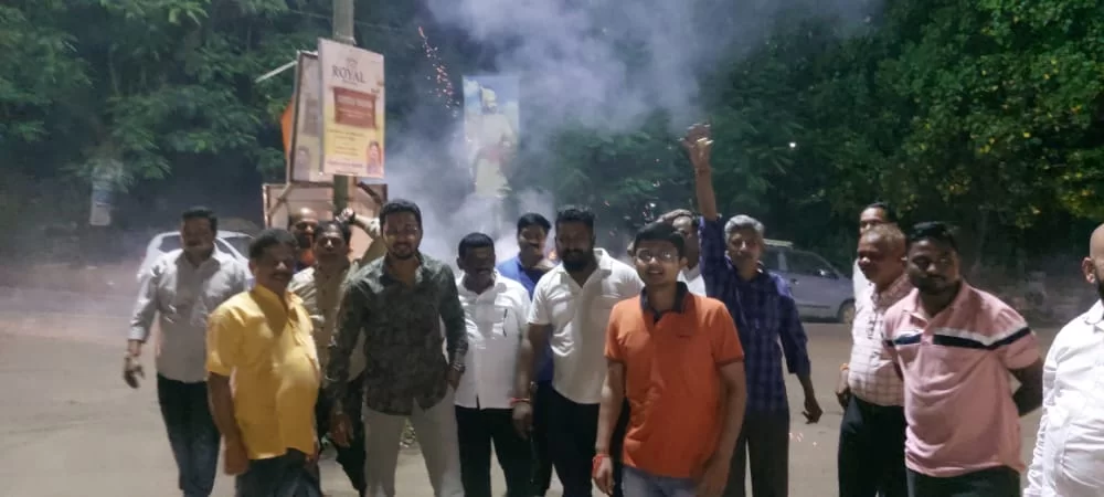 रवींद्र चव्हाण यांची पालकमंत्री पदी नियुक्ती झाल्याबद्दल कुडाळात भाजपाचा जल्लोष..!