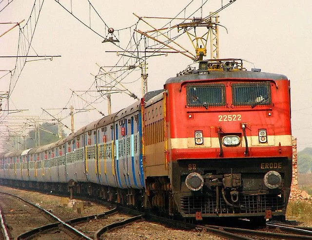 कोकण रेल्वे वेळापत्रकात १ नोव्हेंबरपासून बदल…!