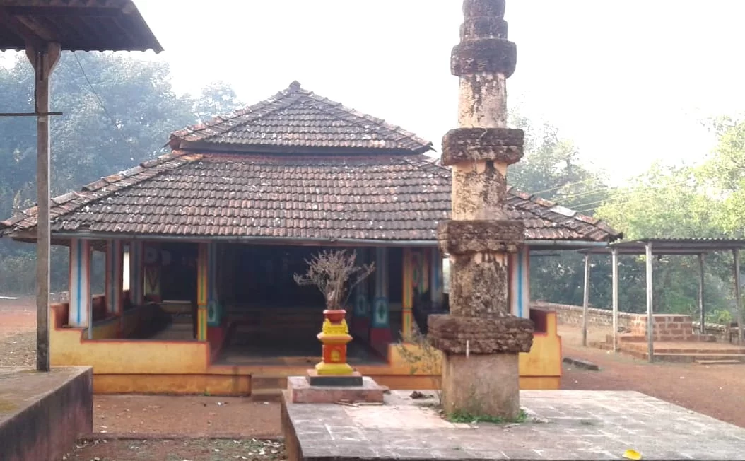 माईण येथील जागृत ग्रामदैवत श्री माधवगिरी मंदिराचा वार्षिक जत्रोत्सव ७ नोव्हेंबरला…!