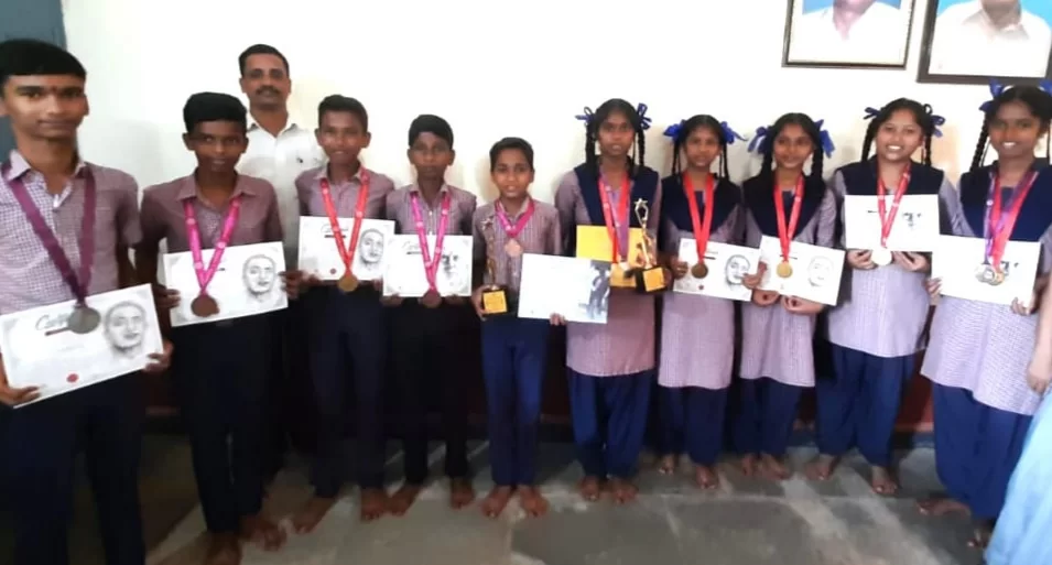 कुवळे माध्यमिक विद्यामंदिरचे विविध स्पर्धेत घवघवीत यश...!