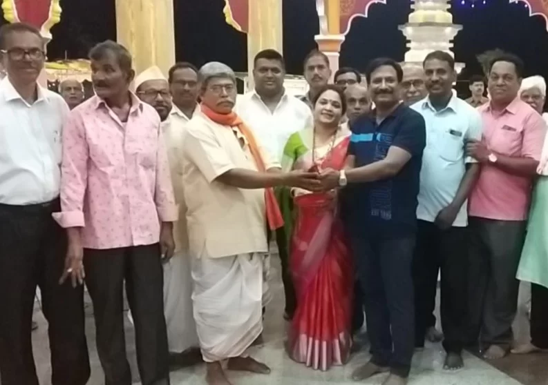 विलवडे श्री माऊली मंदिरात देवस्थान कमिटीच्या वतीने आबा दळवी यांचा सपत्नीक सत्कार…!