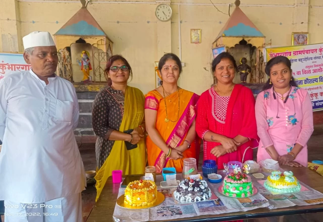 आदर्श महिला बहुउद्देशीय संस्थेमार्फत कुंभारगांव येथे प्रशिक्षण कार्यशाळा संपन्न.