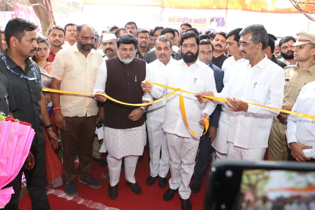 मुख्यमंत्री एकनाथ शिंदे यांच्या हस्ते कराड येथे १७ व्या यशवंतराव चव्हाण कृषी औद्योगिक पशु-पक्षी प्रदर्शन व जिल्हा कृषी महोत्सवाचे उद्घाटन…!