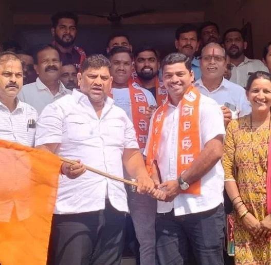 पावशी गावातील भाजप कार्यकर्त्यांचा शिवसेना उद्धव बाळासाहेब ठाकरे पक्षात प्रवेश..!