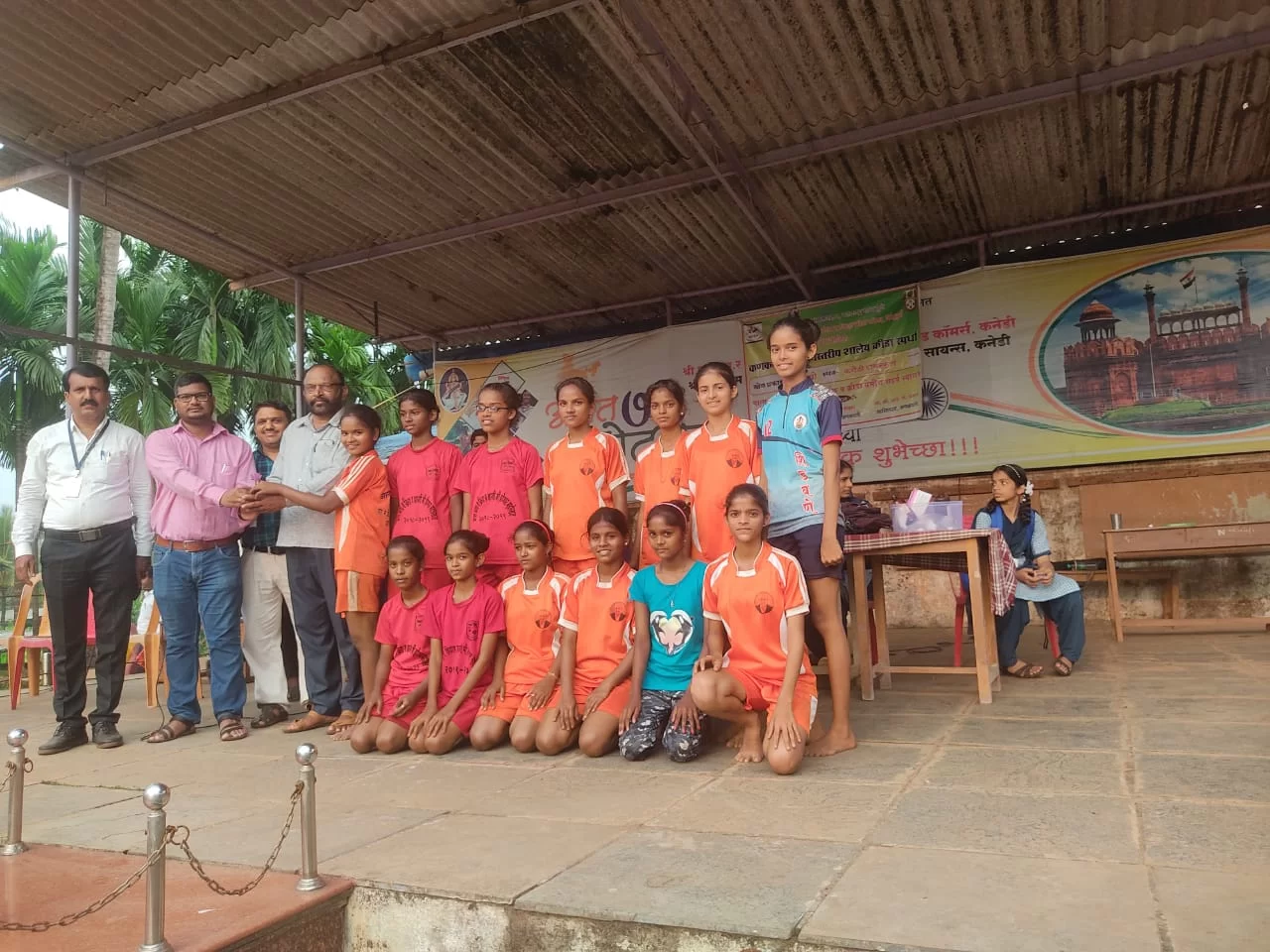 कणकवली तालुकास्तरीय खो खो स्पर्धेत शेठ म. वि. केसरकर माध्यमिक विद्यालय, वारगांव प्रशालेचे यश..!