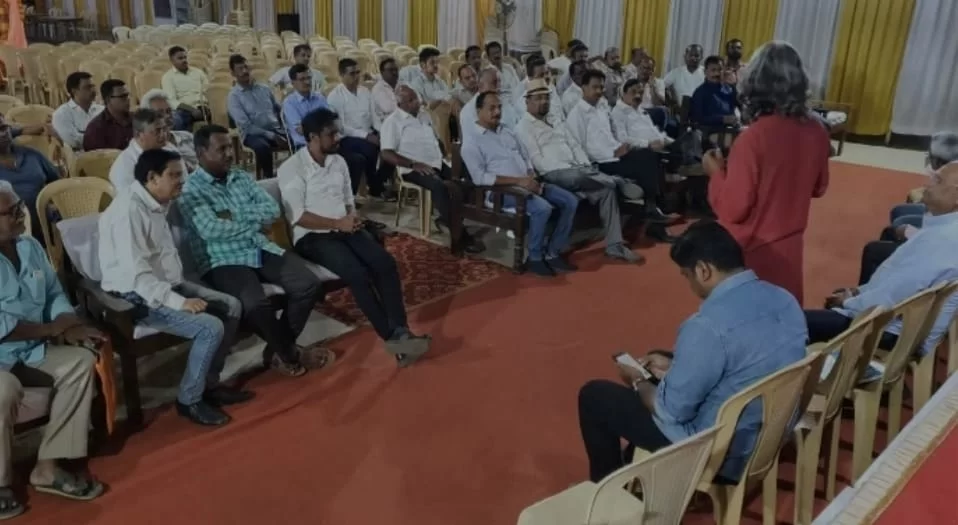 टोलमुक्त सिंधुदुर्गसाठी सामूहिक बैठक संपन्न ; अस्थायी समिती अध्यक्ष म्हणून सतीश लळीत यांची निवड.
