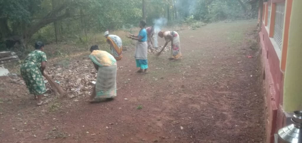 पळसंब गावठणवाडी येथे देवडाळप स्वारी निमित्त स्वच्छता मोहीम संपन्न..!