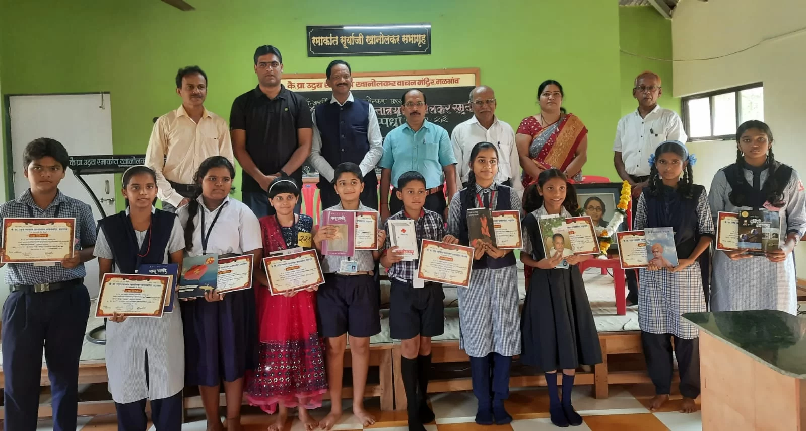 कै.उदय रमाकांत खानोलकर वाचनालय आयोजित शालेय वक्तृत्व स्पर्धेला स्पर्धकांचा उस्फूर्त प्रतिसाद.