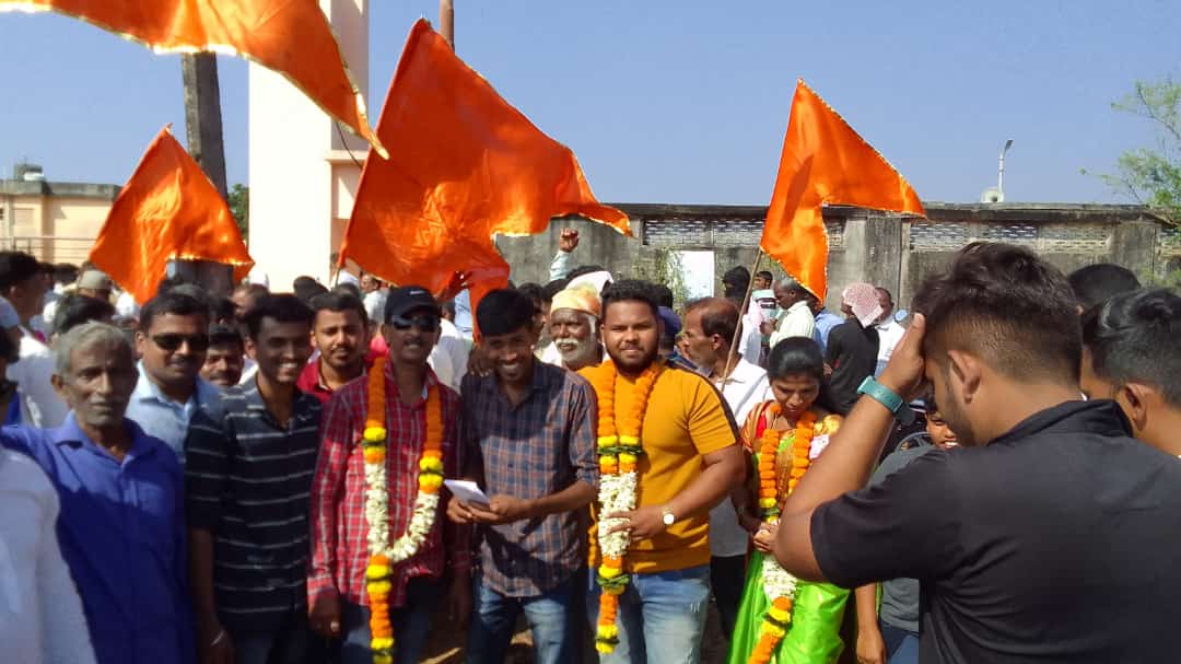वैभव पराक्रम ; २४ वर्षीय युवकाच्या खांद्यावर धुरा..!