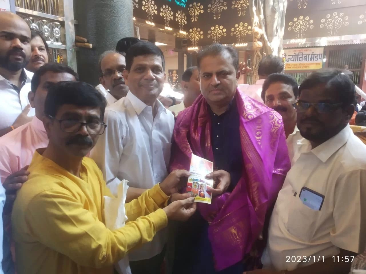 स्वामी समर्थ मठ हडपीडच्या भक्त परिवाराची अक्कलकोट येथे धार्मिक सहल.