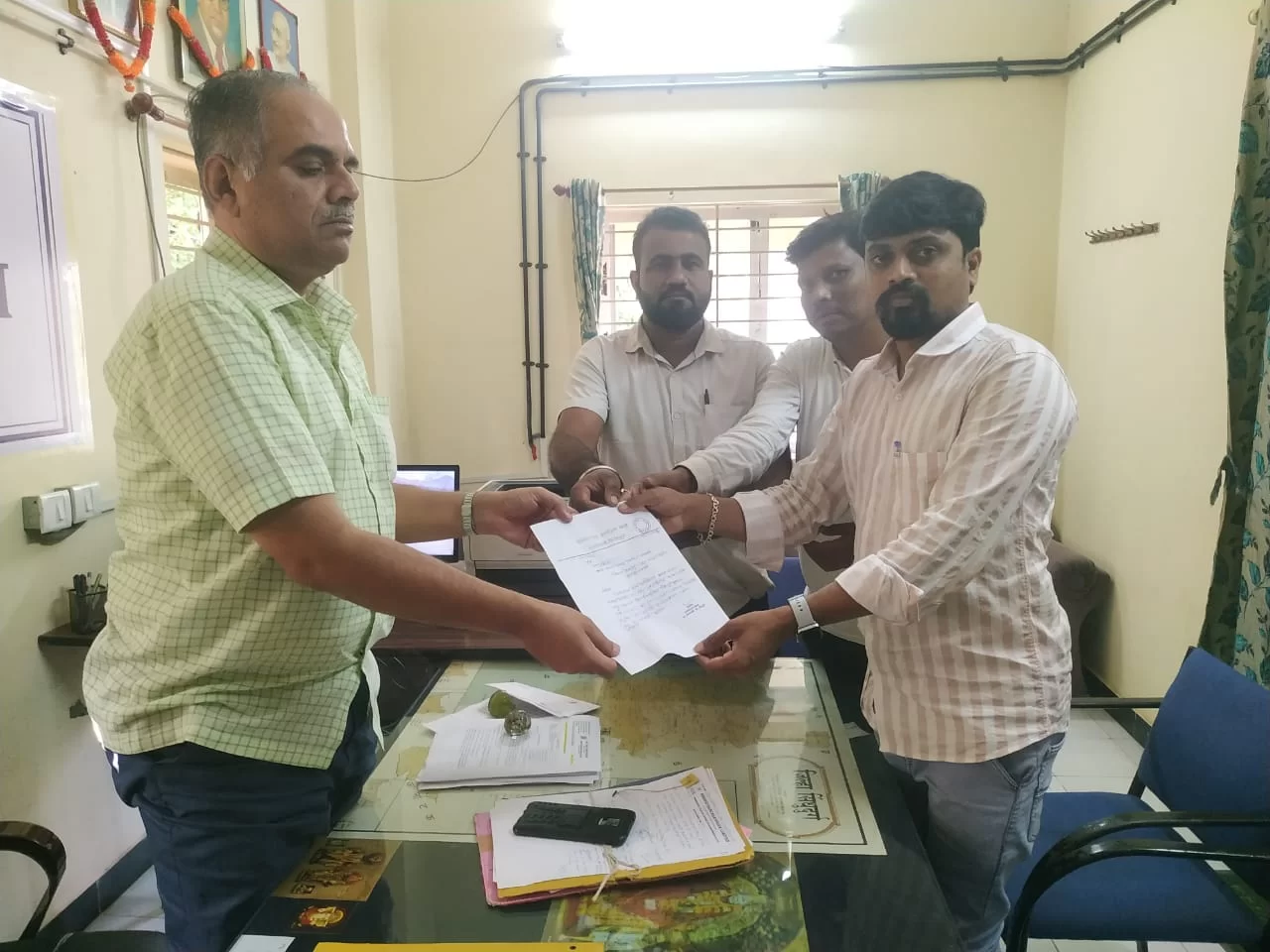 बी.एस.एन.एल चा कास येथील टॉवर दुरस्ती करुन ग्राहकांना अखंडित सेवा देण्यासंदर्भात निवेदन