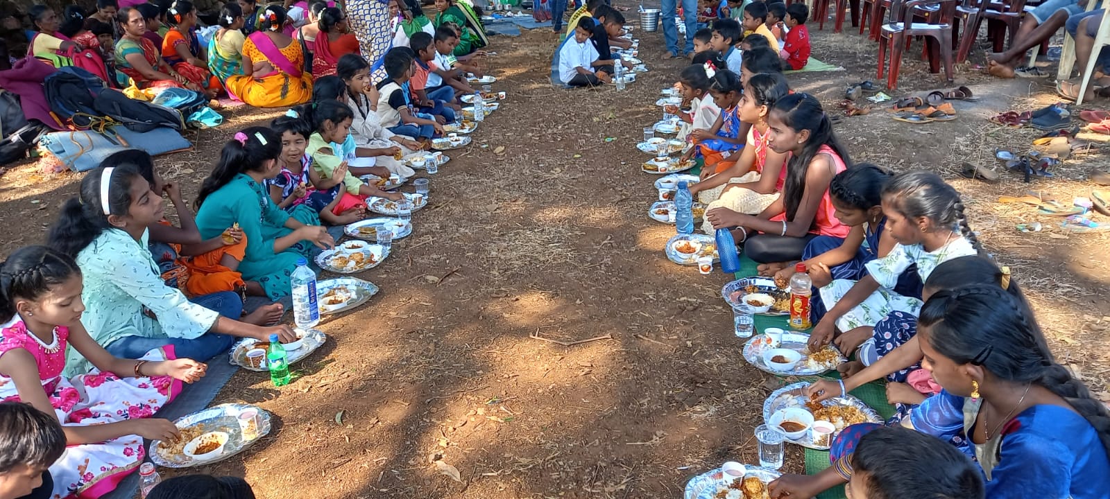 शिडवणे क्र.१ शाळेचे वनभोजन सुप्रसिद्ध पर्यटन स्थळ 'नाधवडे उमाळा' येथे संपन्न.