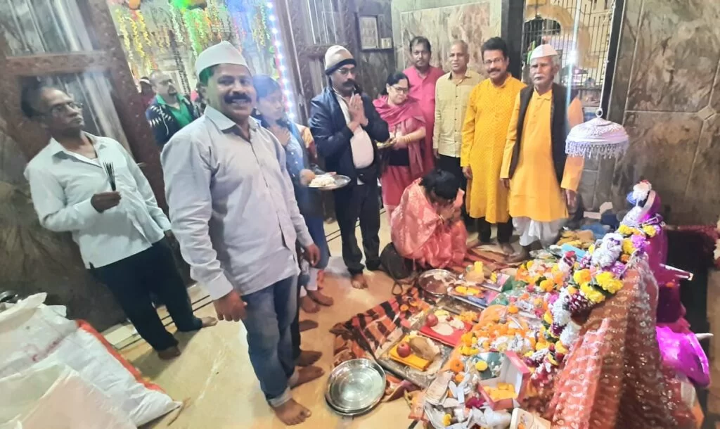 बांदिवडेत गोंधळ उत्सव भक्तिपूर्ण वातावरणात संपन्न.