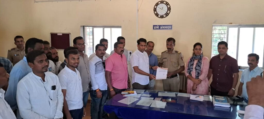 माजी खासदार डाॅ. निलेश राणेंवर गुन्हा दाखल करुन तत्काळ अटक करा : युवा सेना जिल्हाप्रमुख सुशांत नाईक.