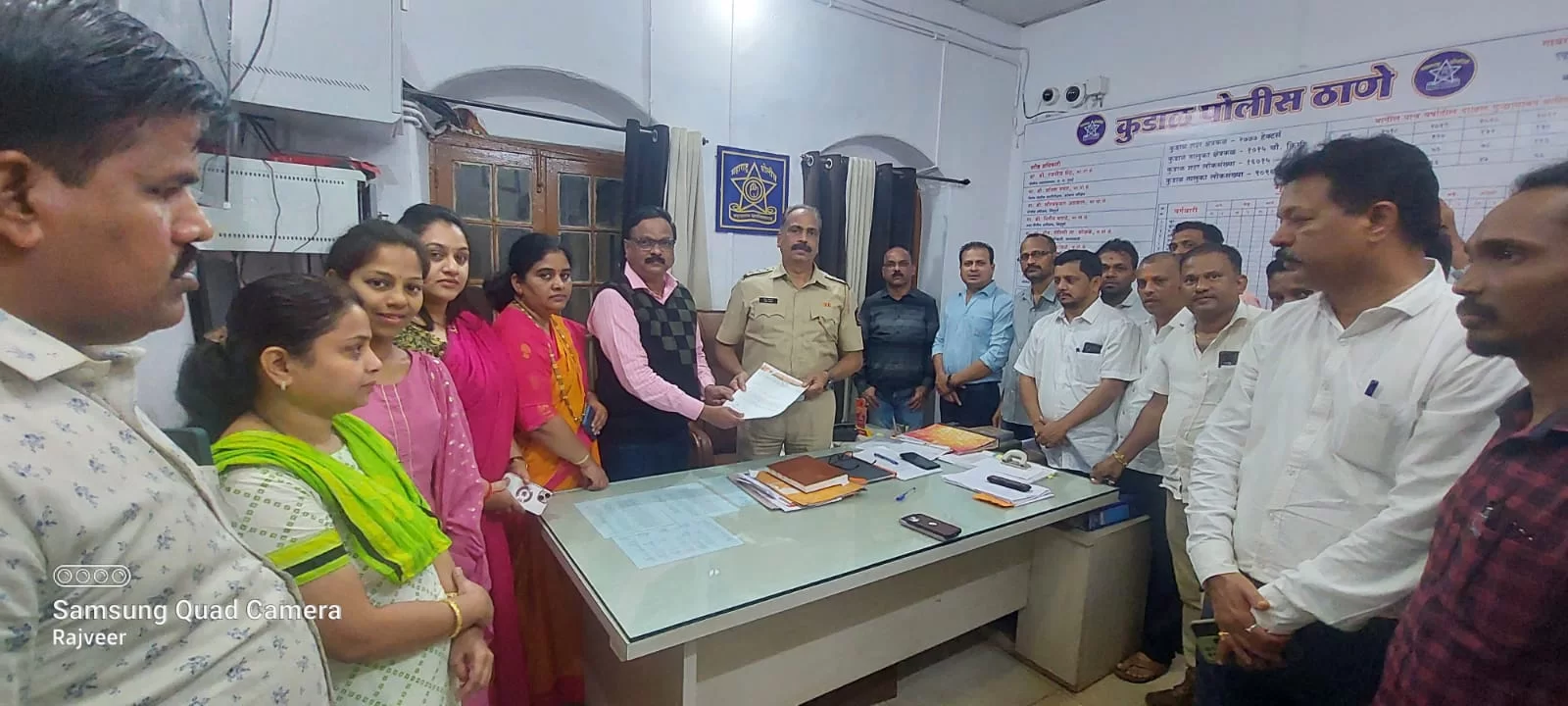 कुडाळात खासदार संजय राऊत यांच्या विरोधात भाजपच्या पदाधिकाऱ्यांची तक्रार ; तत्काळ कारवाईची मागणी.