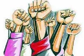 देवगडमधील उपोषणाची जिल्हा वंचित प्रशासनाने घेतली तत्काळ दखल ; देवगड तहसील पुरवठा निरीक्षकांची पदावरुन बदली.