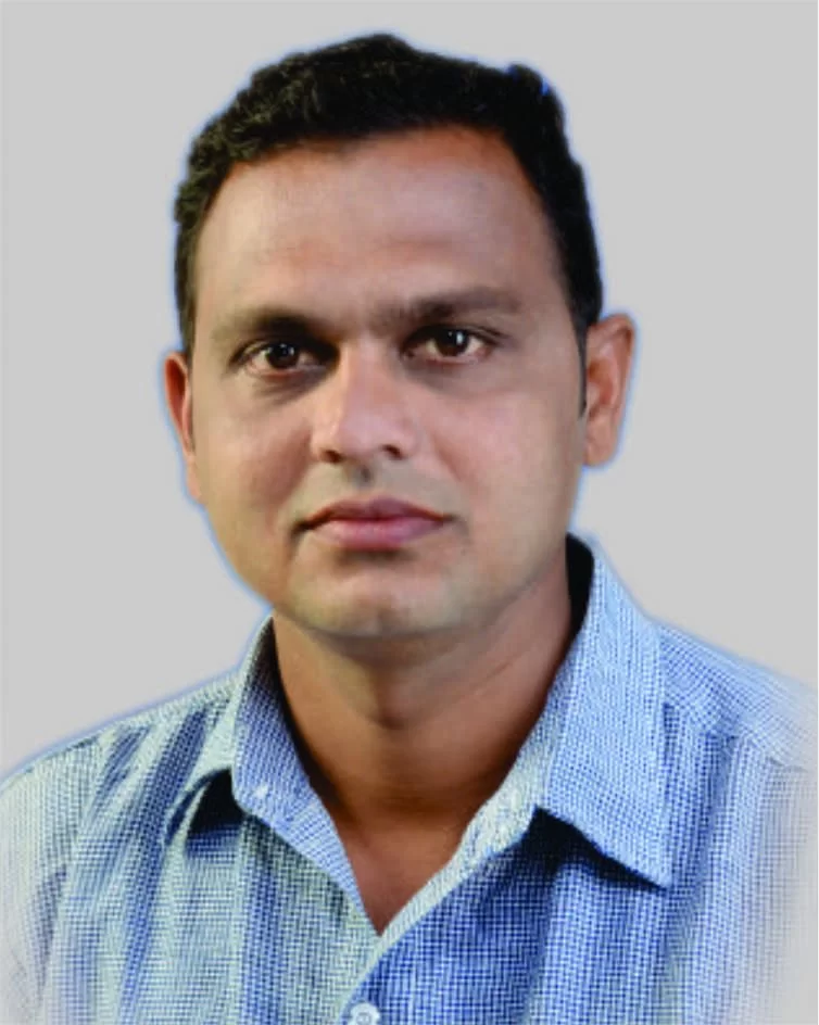 शेर्ले-मडुरा-सातार्डा रस्त्याचे मंजूर झालेले काम सा.बां. विभागाकडून सुरू करायला दिरंगाई होत असल्याने आंदोलन करणार ; मडुरे उपसरपंच बाळू गावडेंचा लेखी इशारा.