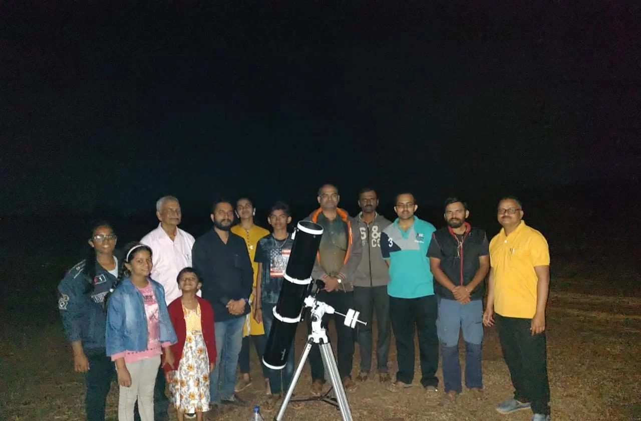 आचरा येथे आकाश दर्शन उपक्रम संपन्न ; यशराज प्रेरणा समूह आचरा व रानमित्र आचरा समूहाचा संयुक्त उपक्रम.