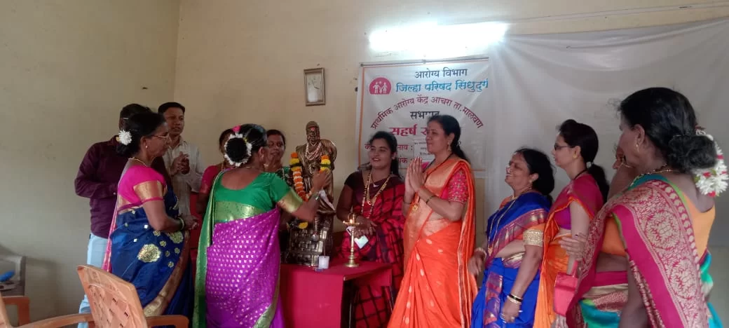 आचरा येथे आमदार वैभव नाईक यांच्या संकल्पनेतून महिलांसाठी हळदी कुंकू कार्यक्रम संपन्न.