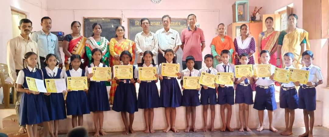 गोगटे गुरुजी प्रतिष्ठानच्या शिष्यवृत्ती मार्गदर्शन वर्गाचा समारोप