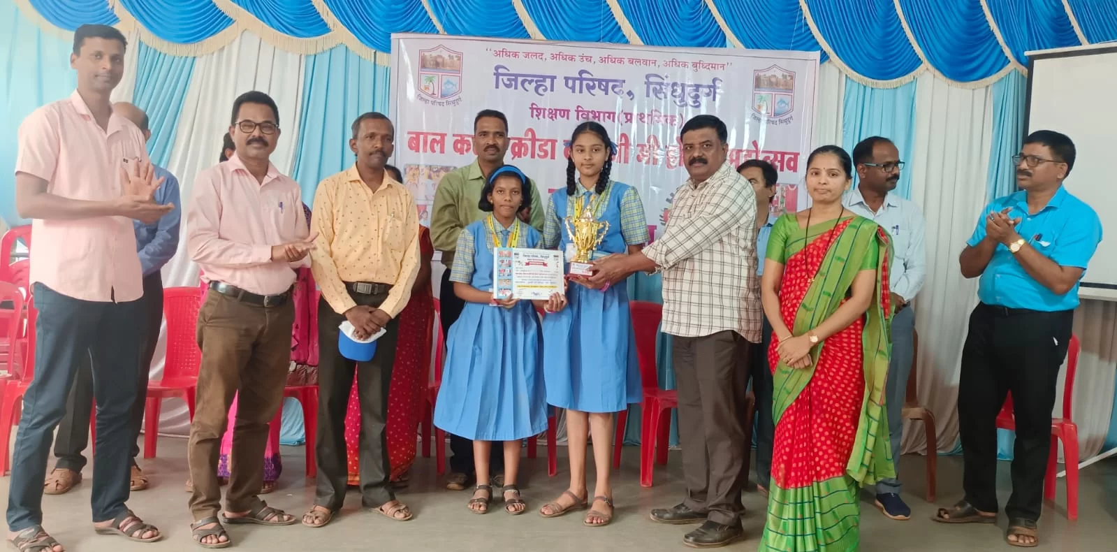 जिल्हास्तरीय ज्ञानी मी होणार स्पर्धेत मसुरे केंद्रशाळा  प्रथम !