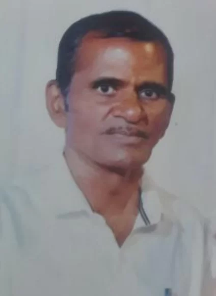 साळशी माध्यमिक विद्यामंदिरचे माजी मुख्याध्यापक चंद्रकांत दानोळे यांचे निधन.