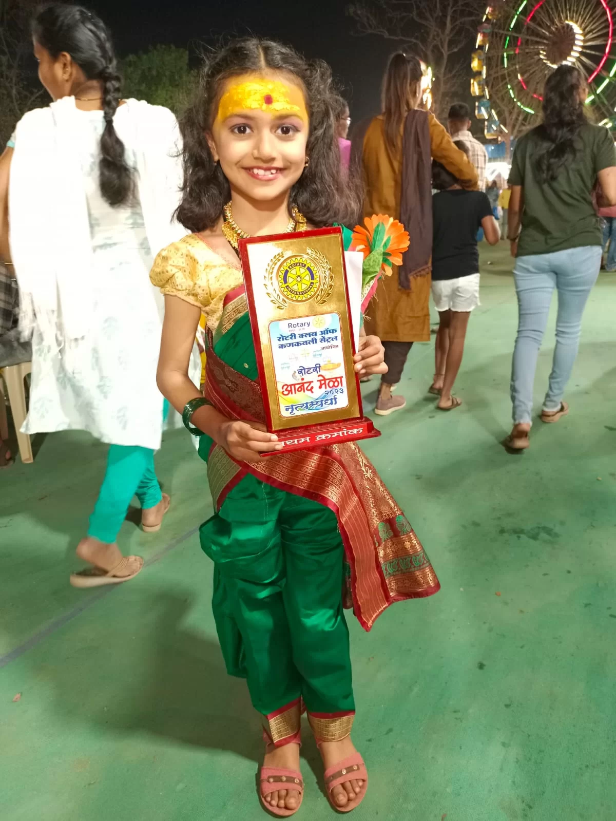 रोटरी क्लबच्या  'रेकॉर्ड डान्स स्पर्धेत कासार्डेची कु.सावी मुद्राळे प्रथम