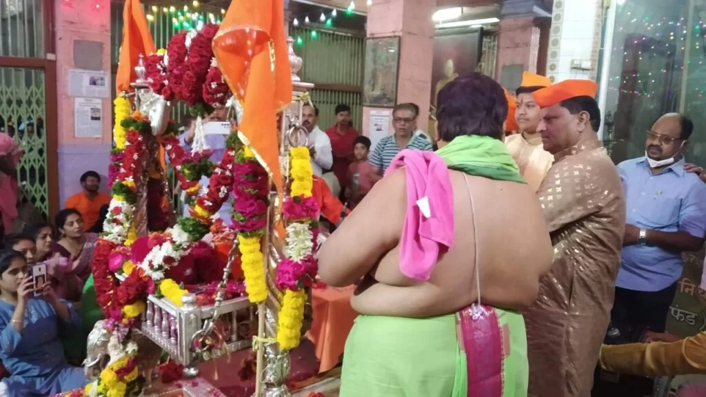 अक्कलकोट येथीलवटवृक्ष मंदिराच्या वतीने श्रीराम जन्मोत्सव सोहळा संपन्न