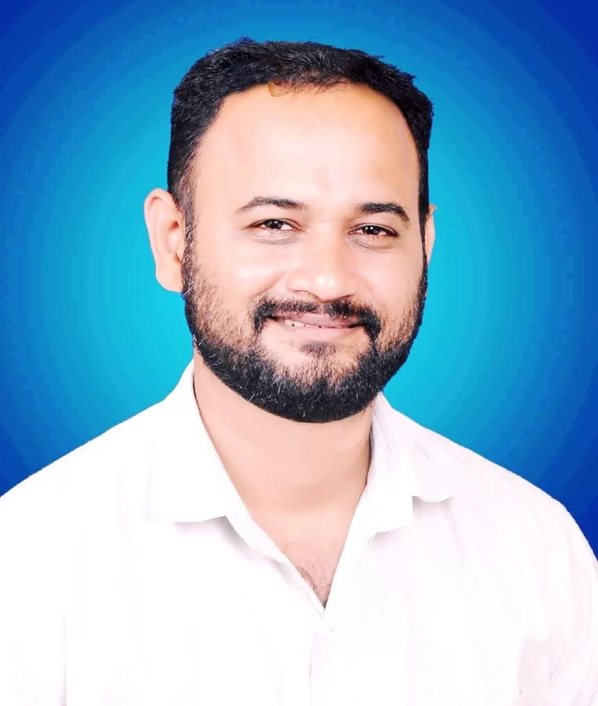 आपले 'आधार पॅन लिंक तपासणी' ही सर्वसामान्यांची गरज ओळखून 'मनसे' तर्फे घेतली गेली दखल..!