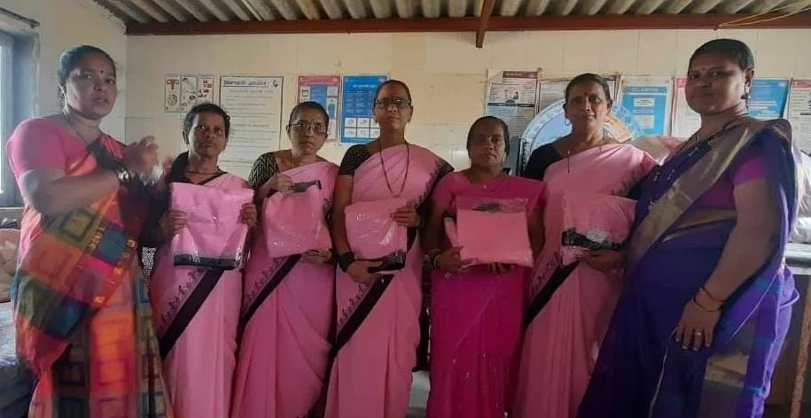 मुणगे येथे  गणवेश वाटप कार्यक्रम!