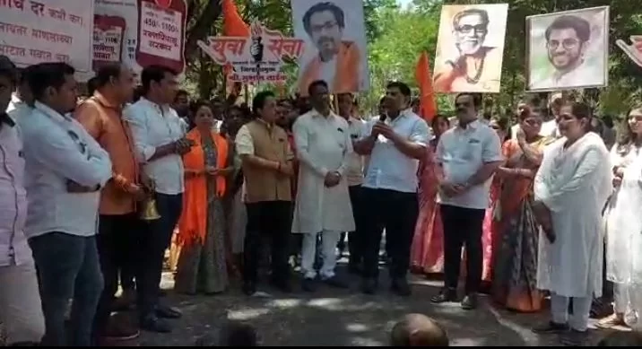 युवासेनेचा रक्त मूल्य यल्गार..!