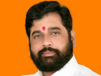 मुख्यमंत्री एकनाथ शिंदेंची तब्येत बिघडली ; आजचा दिवस विश्रांतीचा सल्ला.