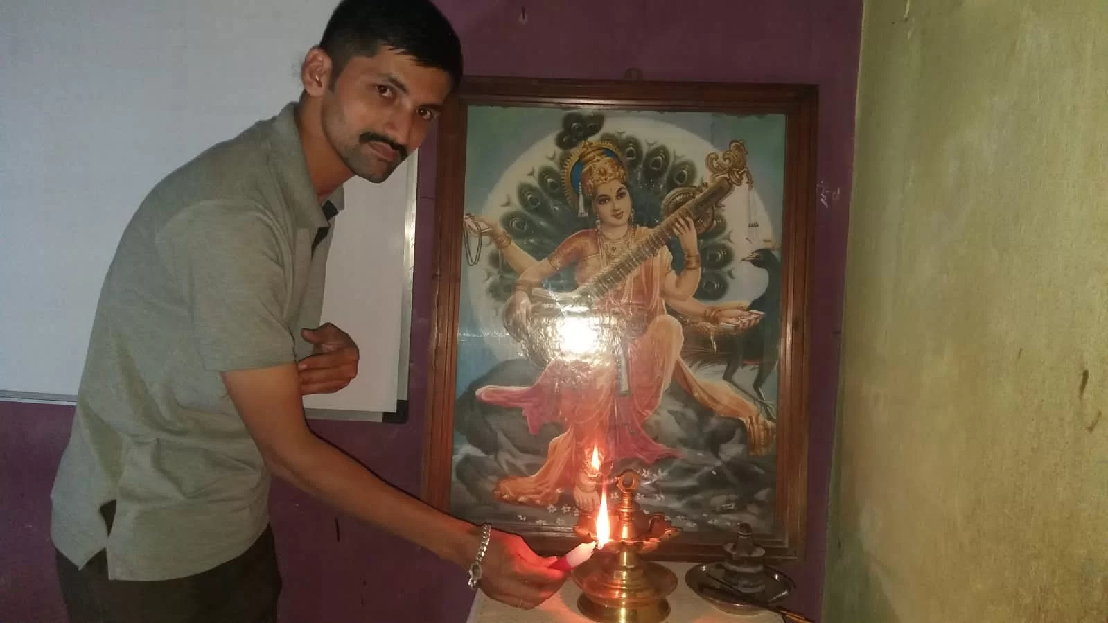 एज्युकेशनल ॲडव्हायजर सदाशिव पांचाळ यांच्या कार्यशाळेला प्रारंभ.