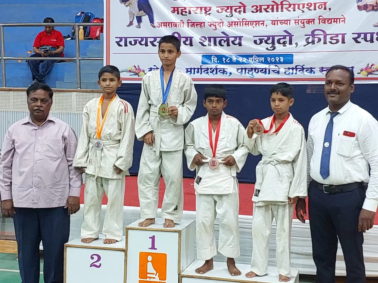 कासार्डे हायस्कूलचा ज्युदो खेळाडू अथर्व जोशी राज्यात तिसरा 'अमरावती' येथील राज्यस्तरीय शालेय ज्यूदो स्पर्धेत सुयश...