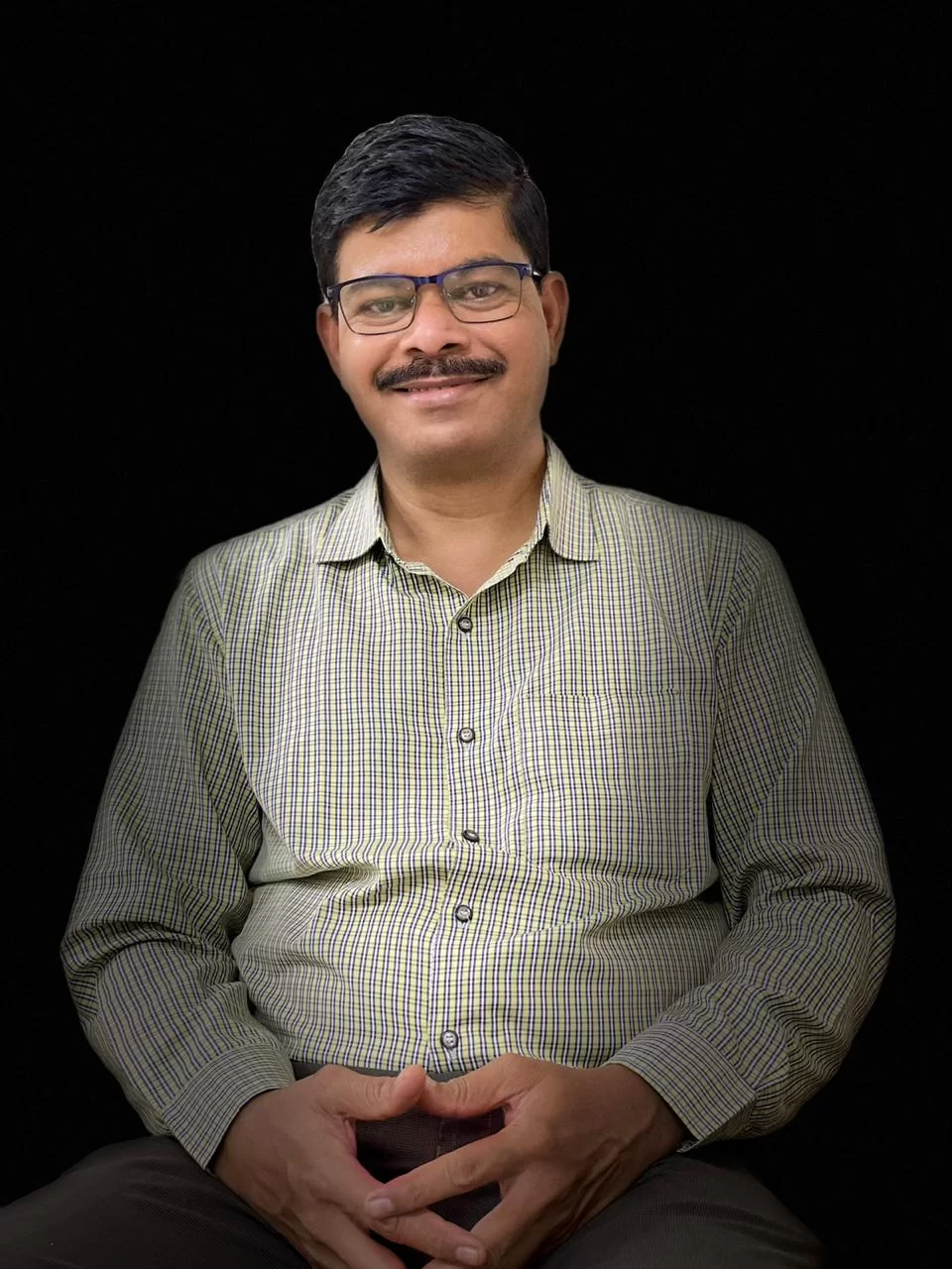 पळसंब गांवठणवाडीचे सुपुत्र श्री. प्रदीप साबाजी परब यांना 'पोलीस पदक' जाहीर ; पळसंब गांवाने केले हार्दिक अभिनंदन.