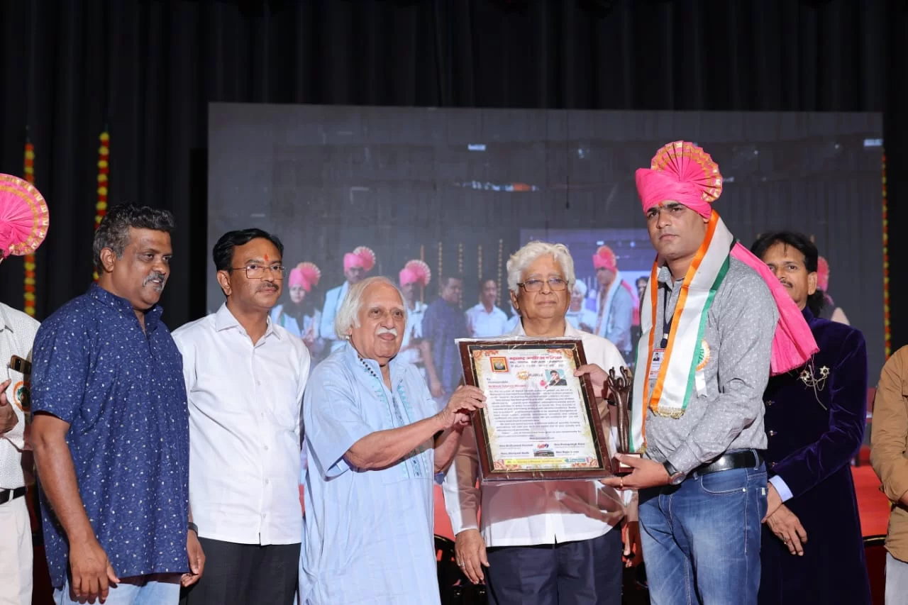 बांदा येथील पत्रकार निलेश मोरजकर 'द प्राईड ऑफ इंडिया भास्कर अवॉर्ड' या राष्ट्रीय पुरस्काराने गौरवीत..!